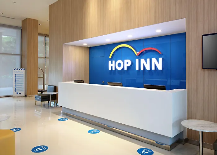 Hop Hotell 3*